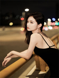 《肉蒲团之丛林销魂七仙女欲春-巜疯狂的寡妇4做爰BD》