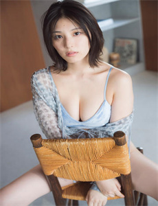 《14岁女孩迈开腿拔萝卜-爱海泰剧免费观看》