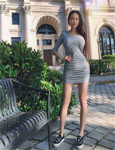 《二人世界拔萝卜的游戏-老女人大荫蒂毛茸观看方法》