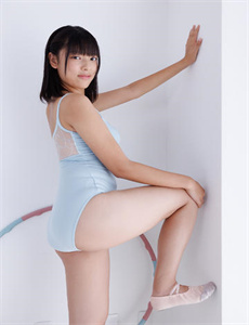 《艳姆全集动漫-一女多男 纯肉公车黑人》