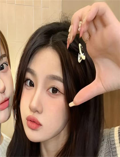 专业电影评论：《摇摆女郎》的技术创新与艺术成就 ——电影的专业鉴赏